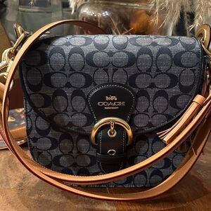 Coach Kleo Denim chambray, shoulder/crossbody bag.
